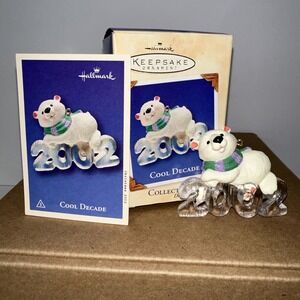 Hallmark Keepsake 2002 Cool Decade Christmas Ornament Holiday Bear 3rd in Series